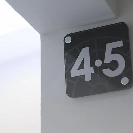 Atico Plaza Mercado 4,5 Apartament