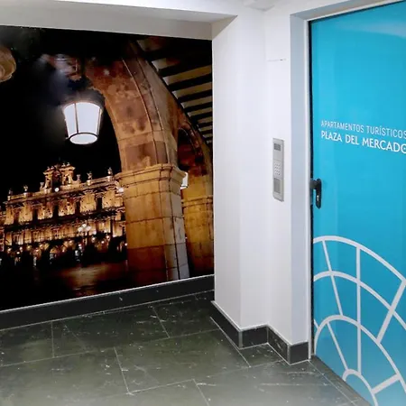 Atico Plaza Mercado 4,5 Appartement *