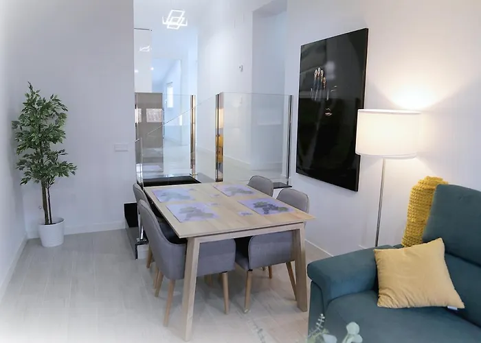 Atico Plaza Mercado 4,5 * Salamanka